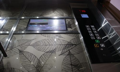 Лифт с электрическим приводом