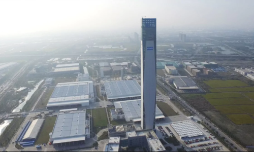 Гигантская башня для тестирования скоростных подъемников