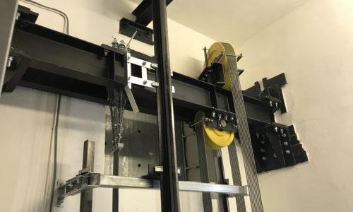 Ліфт вантажний в аеропорту Бориспіль, РСП Укрцентраеро (Tuchyna-Vytahy)