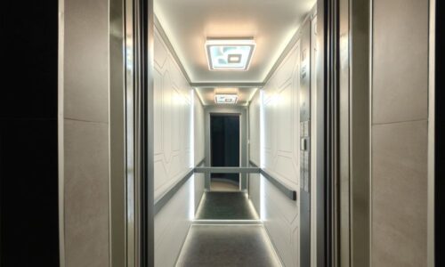 Модернізація кабіни, м. Київ, вул. Бульварно-Кудрявська 36 (ліфт 1000 кг, глибокий)